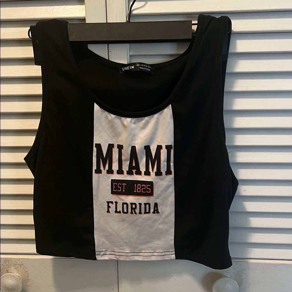 #1270=Black and White Miami Crop Top - Picture 1 of 5